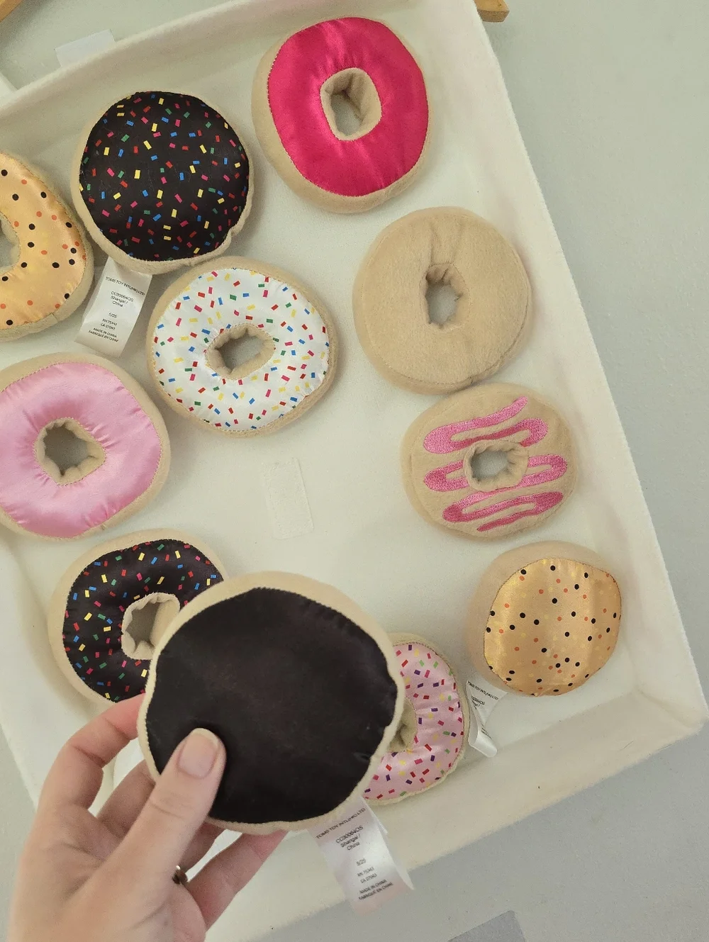Fun Of A Kind One Kids Size 3 To 7 Box Of Doughnut Costume Dozen Removable Viral